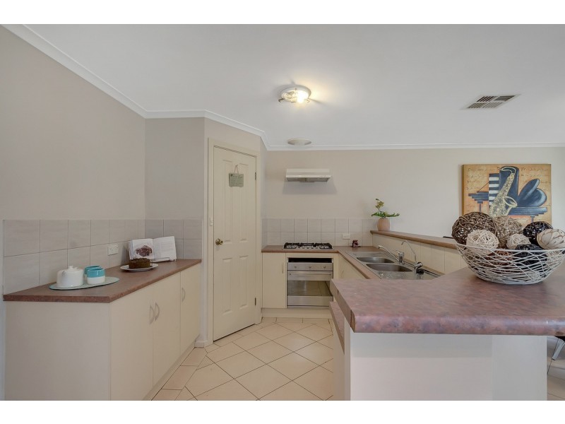 36 Mullen Close, Woodcroft SA 5162