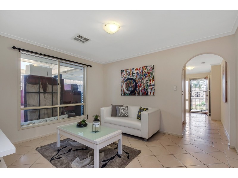 36 Mullen Close, Woodcroft SA 5162