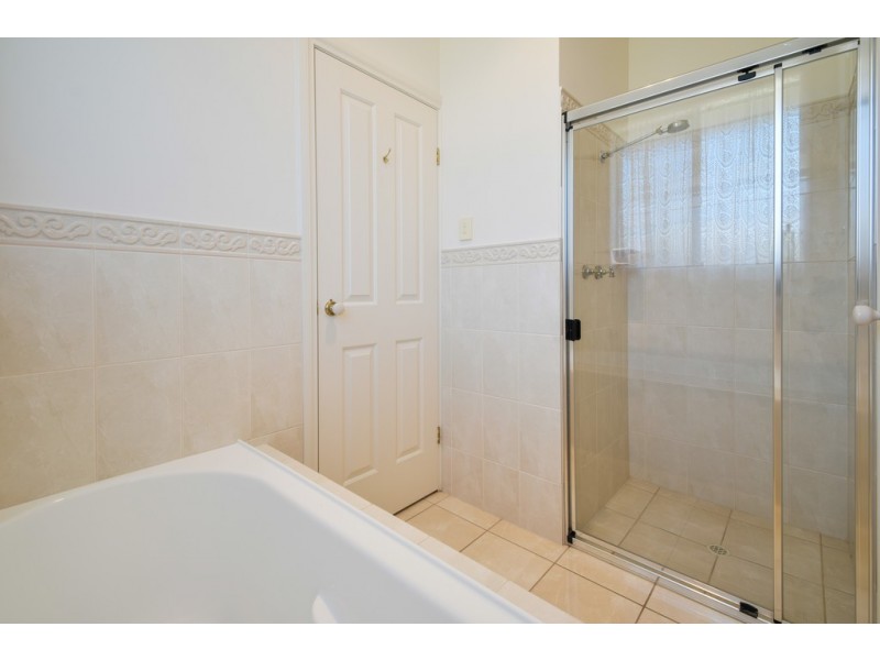 33A Clearwater Crescent, Seaford Rise SA 5169