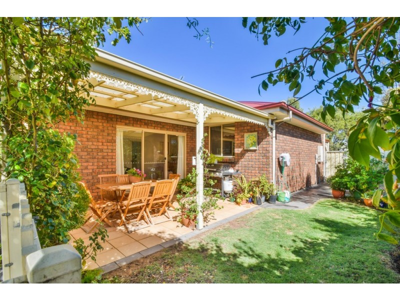 33A Clearwater Crescent, Seaford Rise SA 5169