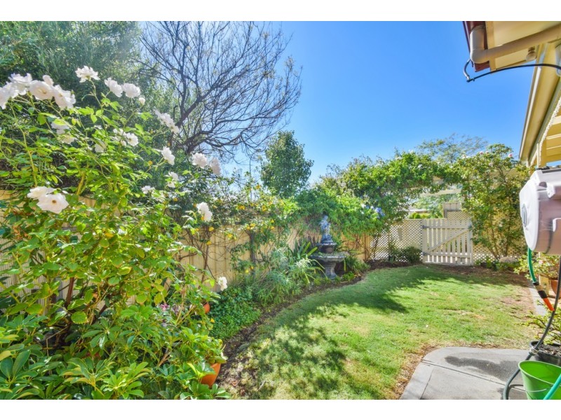 33A Clearwater Crescent, Seaford Rise SA 5169