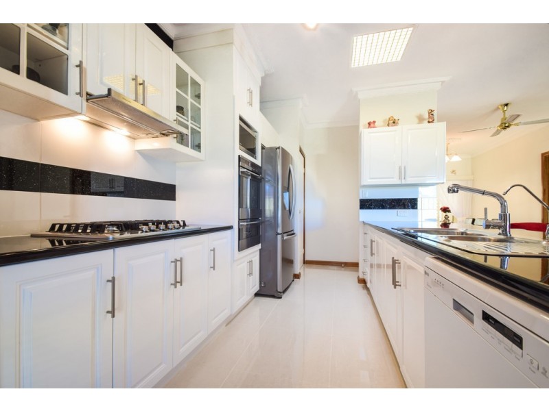 6 Devonshire Crescent, Old Reynella SA 5161