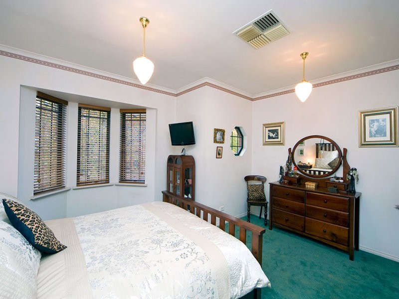 1/4 Falcon Ave, Mile End SA 5031