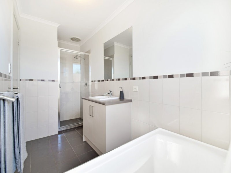1 Leech Street, Seaford Meadows SA 5169