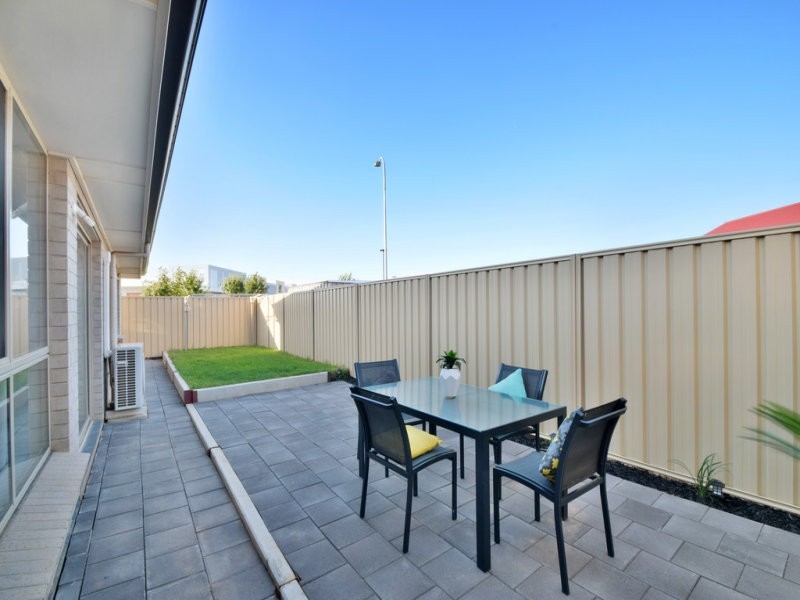 1 Leech Street, Seaford Meadows SA 5169