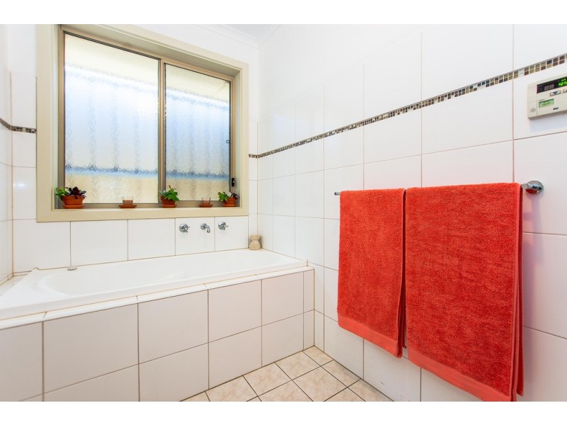 4/4 Sandy Lane, Hackham SA 5163