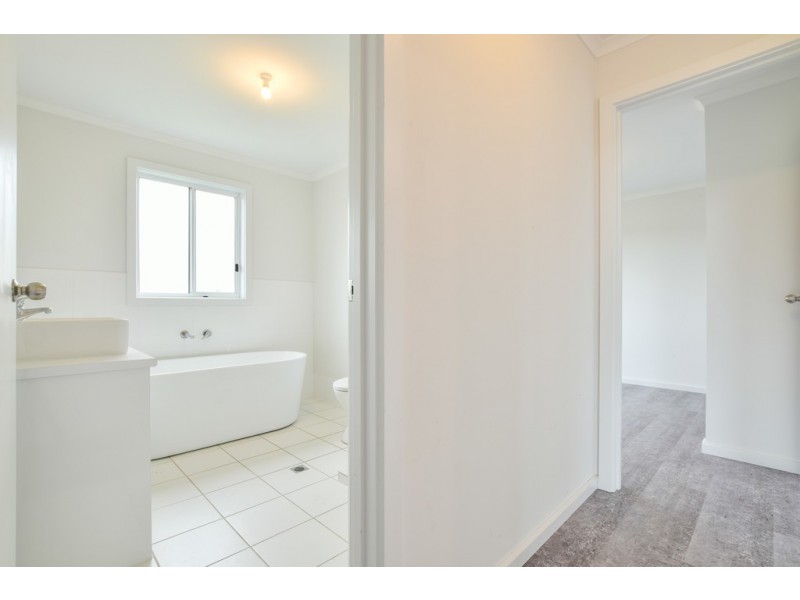 33 Stock Road, Lower Inman Valley SA 5211