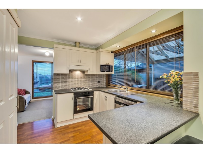 19 Mawson Circuit, Woodcroft SA 5162