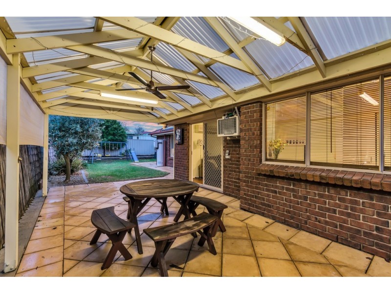 19 Mawson Circuit, Woodcroft SA 5162