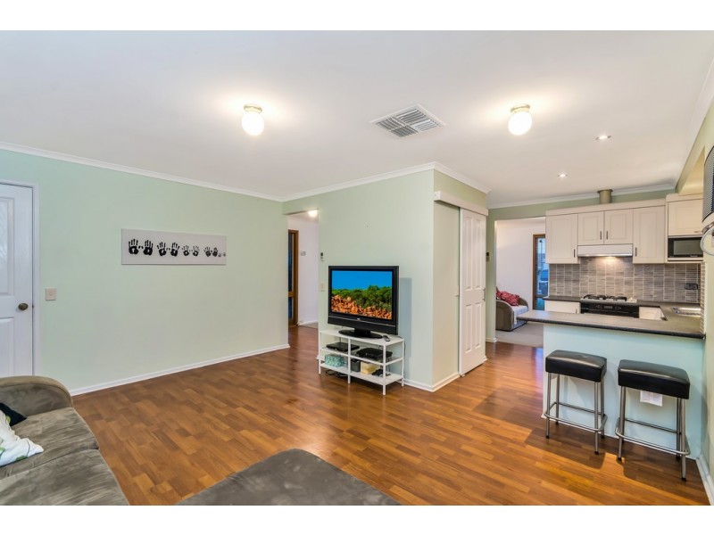 19 Mawson Circuit, Woodcroft SA 5162