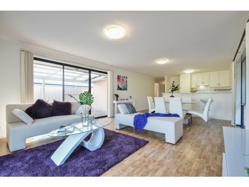 4 Stokes Court, Morphett Vale SA 5162