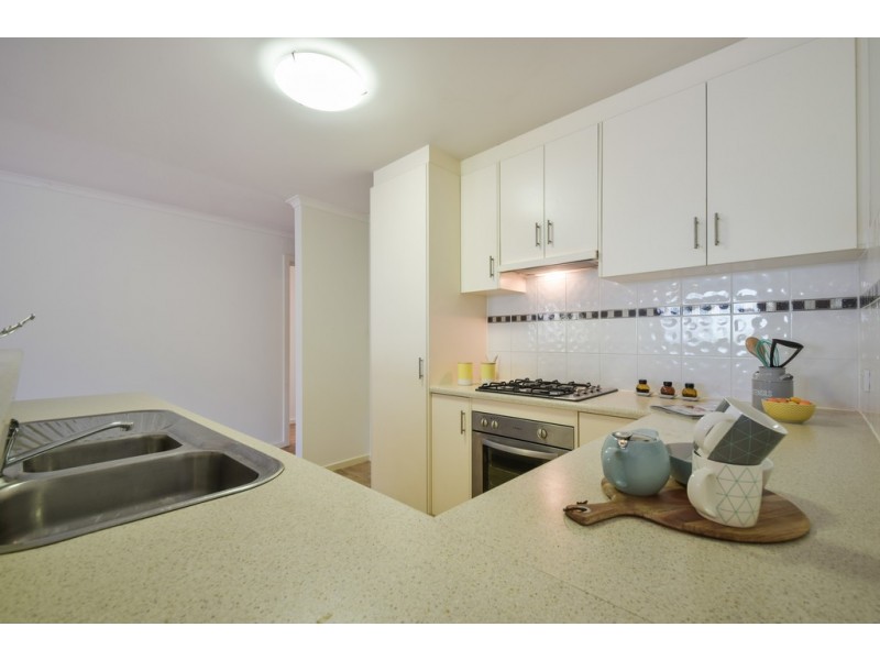 4 Stokes Court, Morphett Vale SA 5162