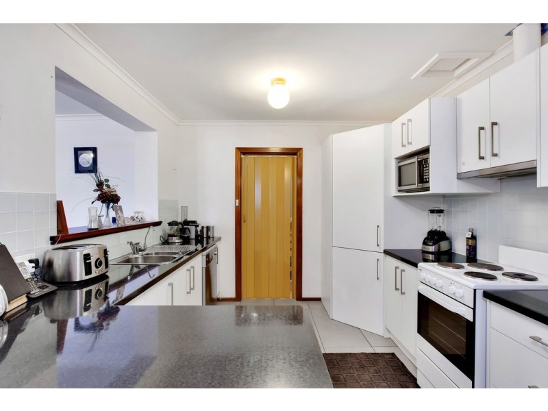 14 Barbara Avenue, Morphett Vale SA 5162