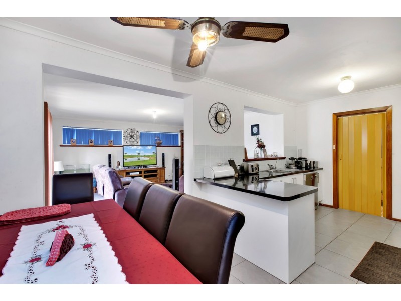 14 Barbara Avenue, Morphett Vale SA 5162