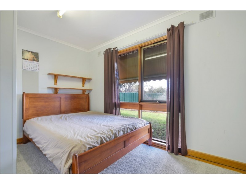 64 Teusner Drive, Morphett Vale SA 5162