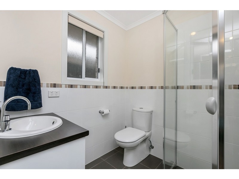 3b Glenloth Drive, Happy Valley SA 5159