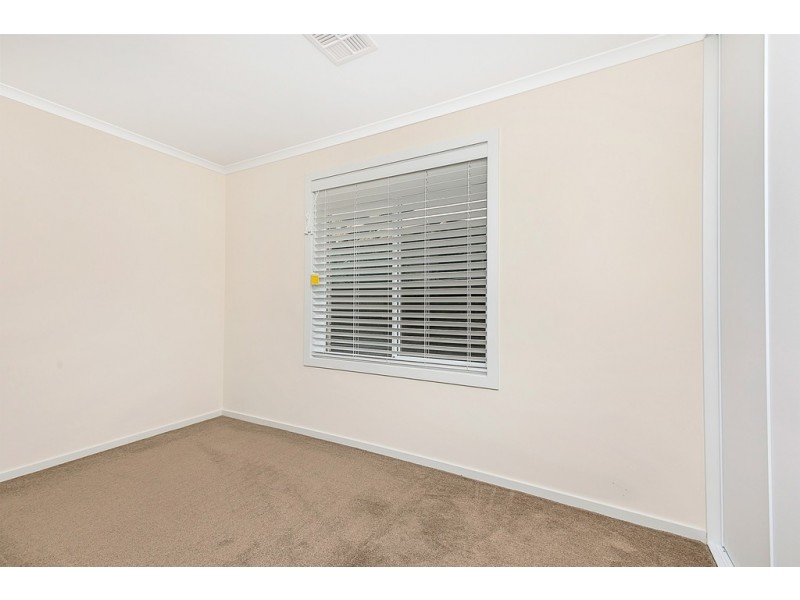 3b Glenloth Drive, Happy Valley SA 5159