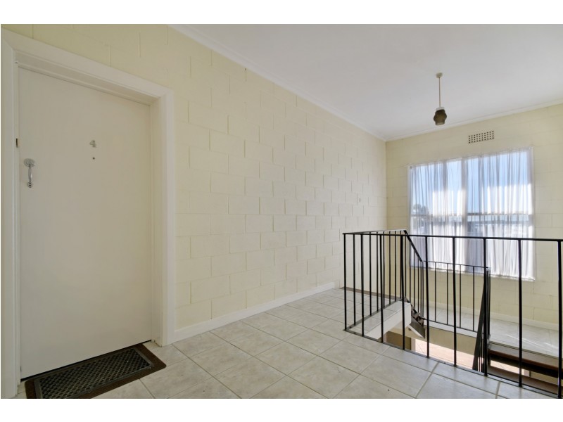 4/2 Davenport Terrace, Seacliff Park SA 5049