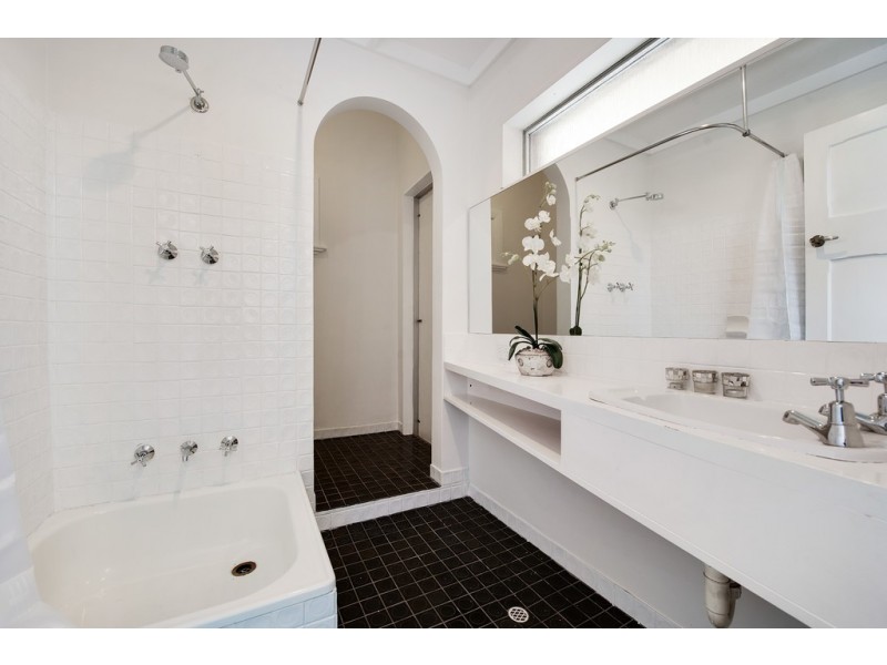 14 Kearnes Road, Oaklands Park SA 5046