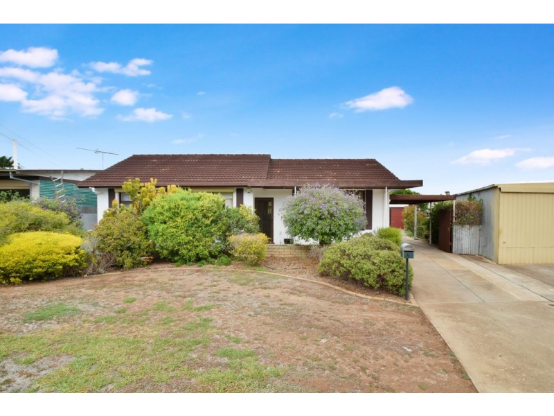 4 Wahratta Avenue, Morphett Vale SA 5162