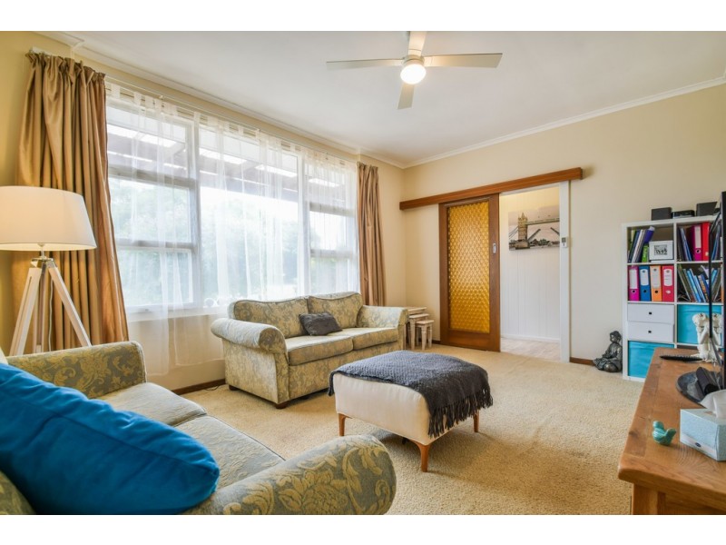 4 Wahratta Avenue, Morphett Vale SA 5162