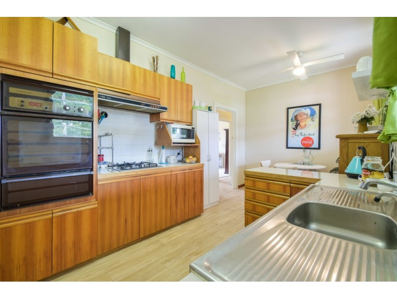 4 Wahratta Avenue, Morphett Vale SA 5162