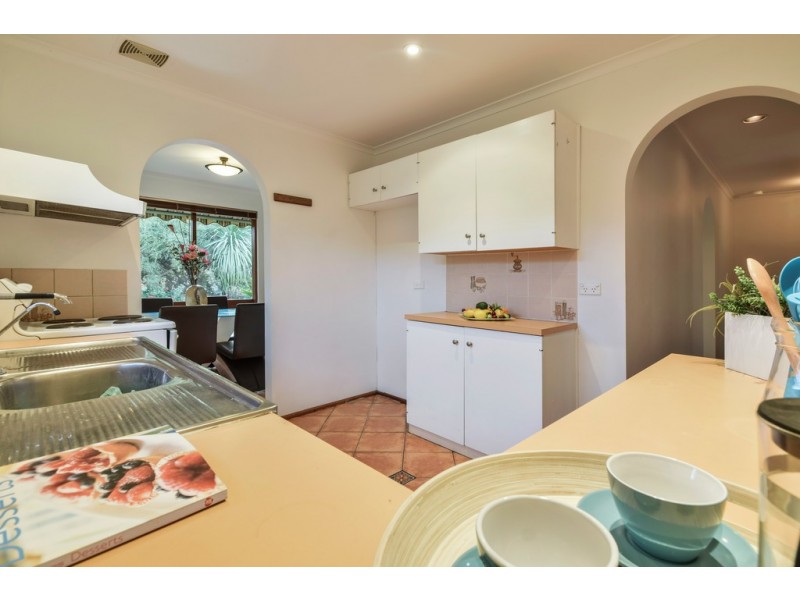 31 Balee Road, Happy Valley SA 5159