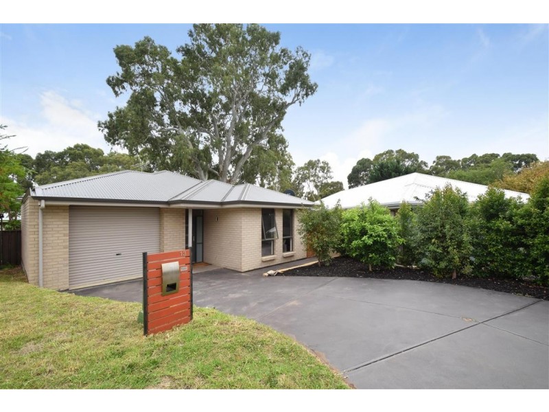 13 Acacia Court, Aberfoyle Park SA 5159