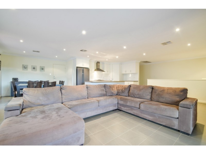 9 Enginehouse Drive, Sheidow Park SA 5158