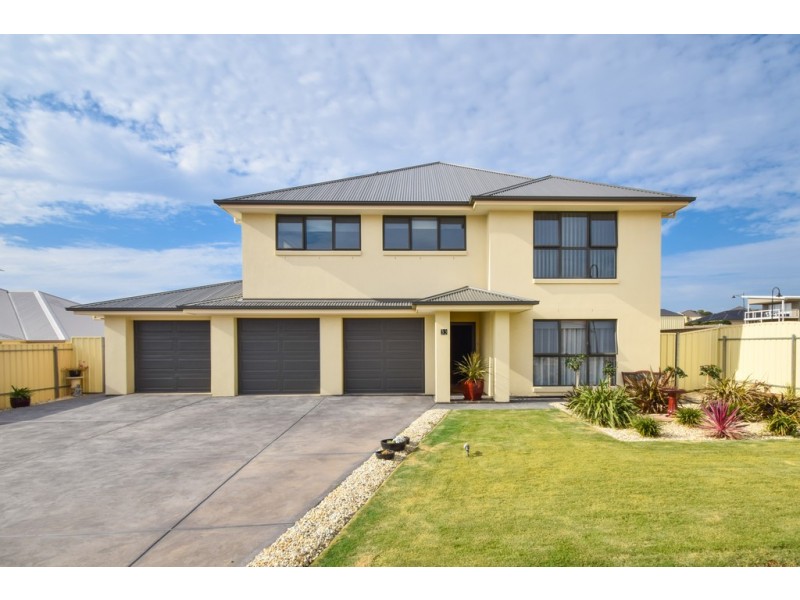 33 Shoreline Avenue, Sellicks Beach SA 5174