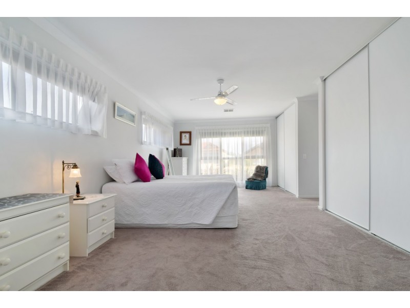 33 Shoreline Avenue, Sellicks Beach SA 5174