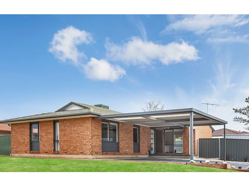 34 Cumberland Crescent, Huntfield Heights SA 5163
