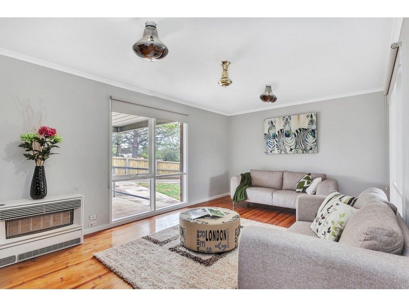 34 Cumberland Crescent, Huntfield Heights SA 5163