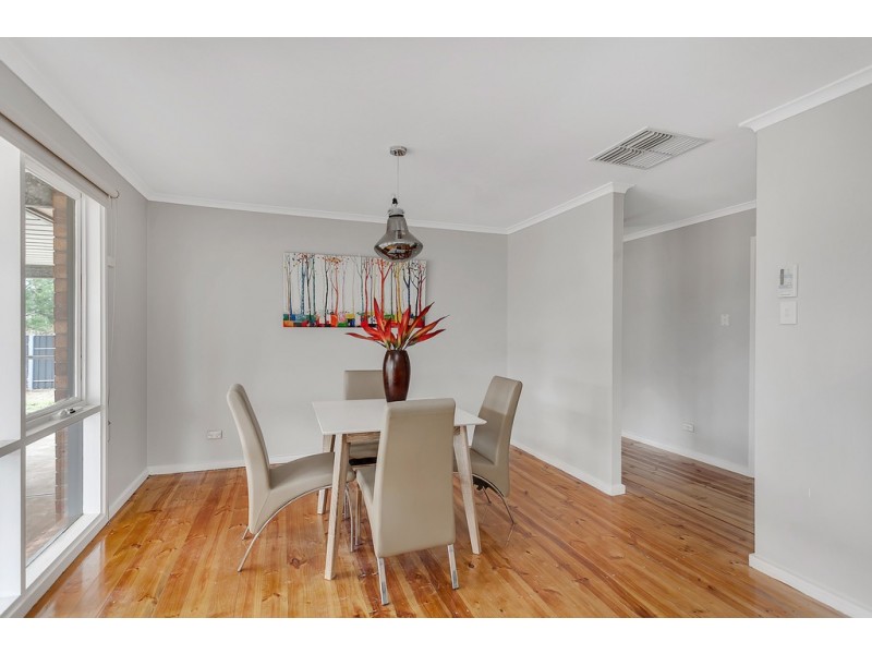 34 Cumberland Crescent, Huntfield Heights SA 5163