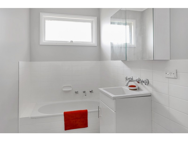 34 Cumberland Crescent, Huntfield Heights SA 5163