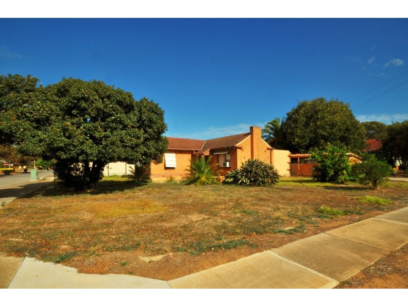 11 Stroma Road, Marion SA 5043