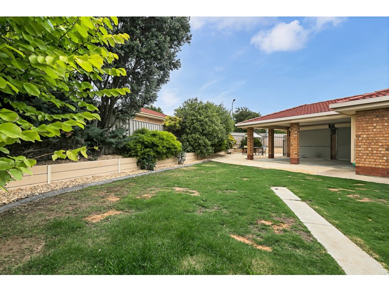 23 Allman Avenue, Woodcroft SA 5162