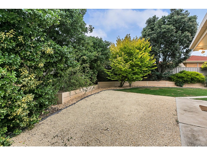 23 Allman Avenue, Woodcroft SA 5162