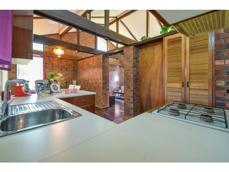 27 Suffolk Drive, Morphett Vale SA 5162