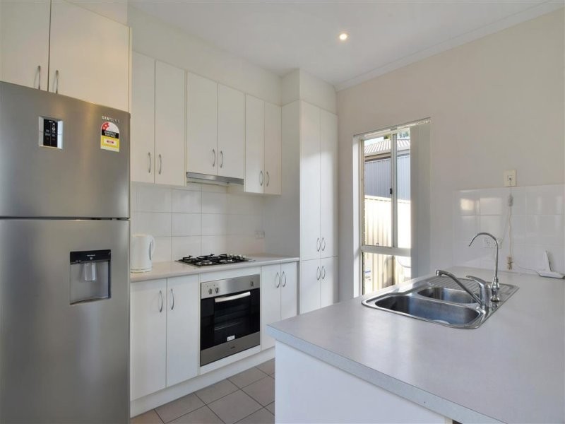 2/6 Dixie Court, Happy Valley SA 5159