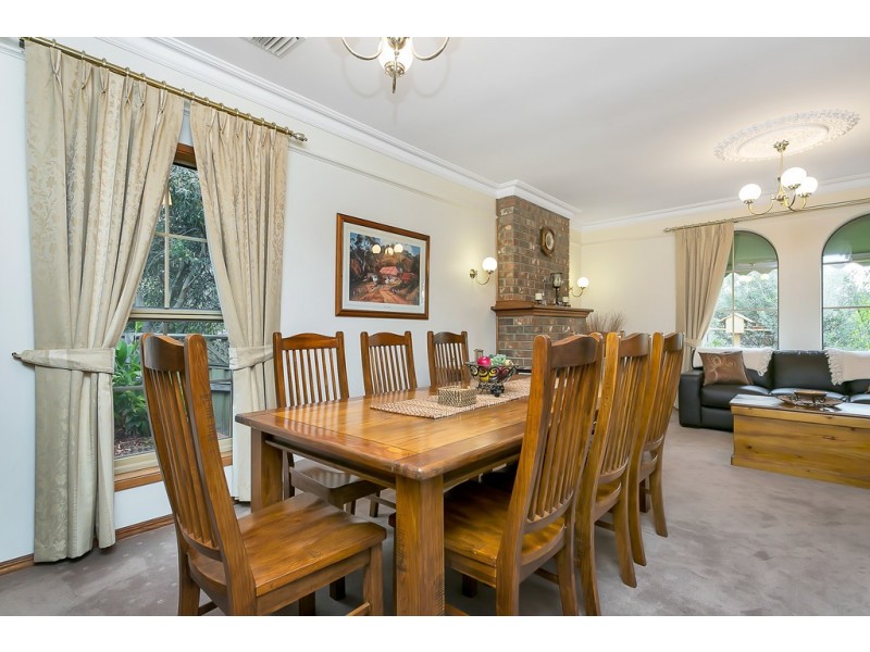 7 Grassdale Rise, Aberfoyle Park SA 5159