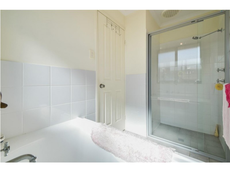 20 Daintree Drive, Seaford Rise SA 5169