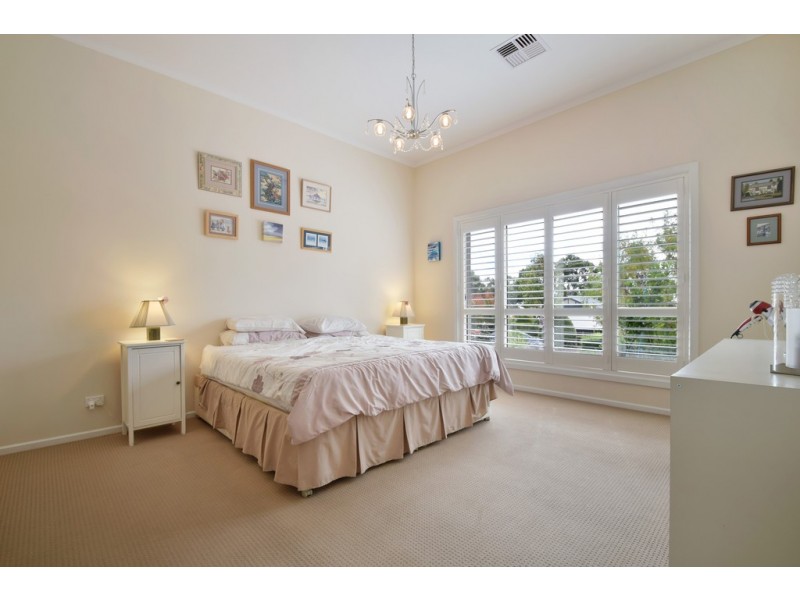 18 Coast View Court, Chandlers Hill SA 5159