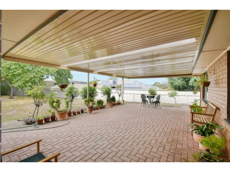 33 Siegersdorf Crescent, Old Reynella SA 5161