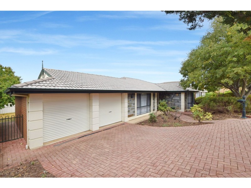 33 Siegersdorf Crescent, Old Reynella SA 5161