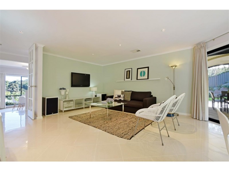 24 Meadowvale Road, Coromandel Valley SA 5051