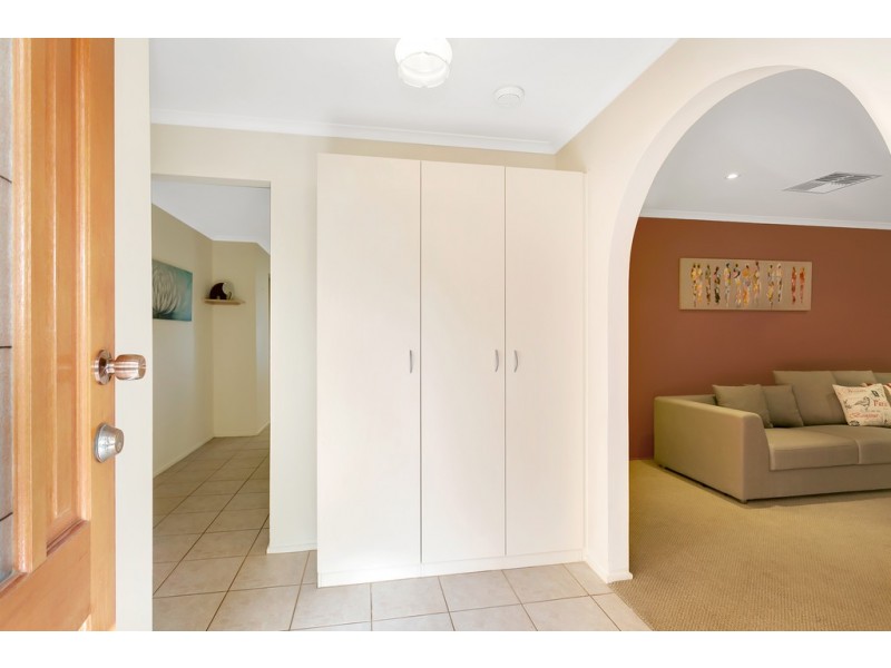 34 Trinidad Way, Happy Valley SA 5159