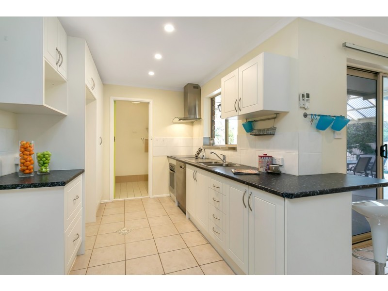 34 Trinidad Way, Happy Valley SA 5159