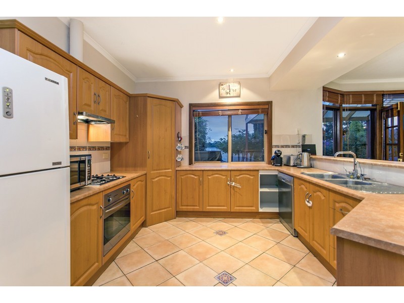 21 Merrivale Drive, Happy Valley SA 5159