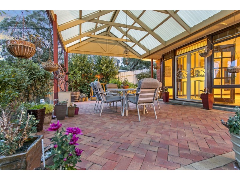 21 Merrivale Drive, Happy Valley SA 5159